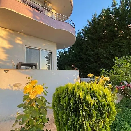 Konukevi Xhimi Ksamil