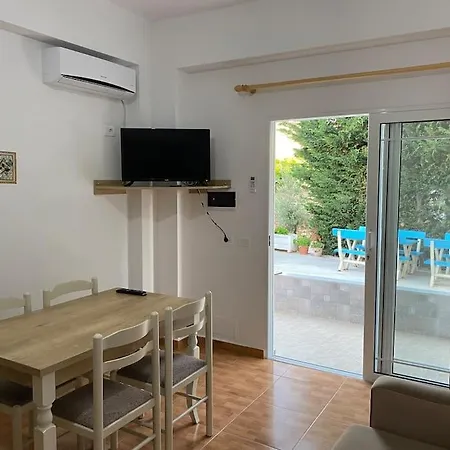 Guest house Xhimi Ksamil