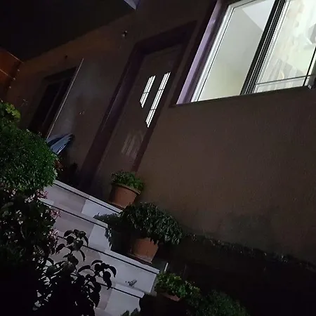 Guest house Xhimi